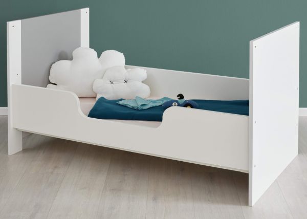Babyzimmer Babybett Wilson in wei und grau Gitterbett mit Schlupfsprossen und Lattenrost 70 x 140 cm Liegeflche