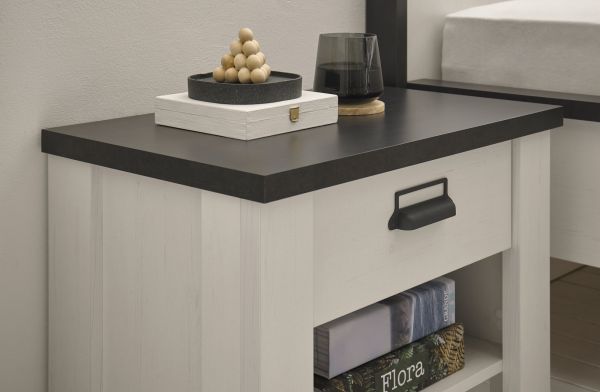 Schlafzimmer Set 7-teilig Stove in wei Pinie Landhaus mit Bett, Kleiderschrank, 2 x Nachttisch, 2 x Wandpaneel und Kommode
