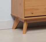 Schuhschrank Scandik in Massivholz Kiefer honigfarben lackiert mit wei und grau Schuhkipper 80 x 101 cm