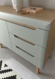 Sideboard Isgard in Pistazie matt und Scandi Eiche Kommode skandinavisch 107 x 83 cm