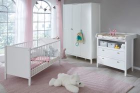 Babyzimmer Ole komplett Set 3-teilig weiß mit Wickelkommode Babybett und Kleiderschrank