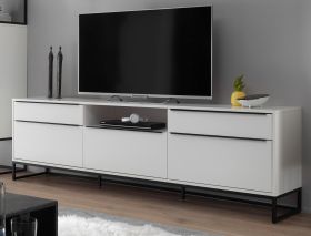 TV-Lowboard Lille weiß matt lackiert Fernsehtisch mit Metallgestell schwarz 215 x 69 cm TV in Komforthöhe