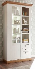 Vitrine Hemsby in weiß Pinie und Eiche Wotan Landhaus Vitrinenschrank 102 x 204 cm Vitrine Hemsby in weiß Pinie und Eiche Wotan Landhaus Vitrinenschrank 102 x 204 cm