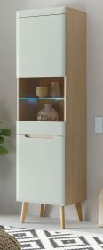 Vitrine Isgard in Pistazie matt und Scandi Eiche Vitrinenschrank skandinavisch 53 x 197 cm Vitrine Isgard in Pistazie matt und Scandi Eiche Vitrinenschrank skandinavisch 53 x 197 cm